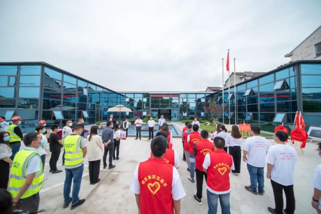 1654496118871557lbFY.jpg d2acea8930d8cf62ab53fadbcf41b584.jpg