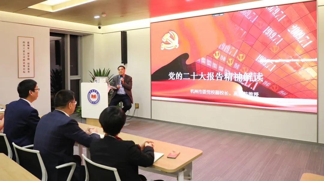 1669102295989320QwCn.jpg 01.jpg