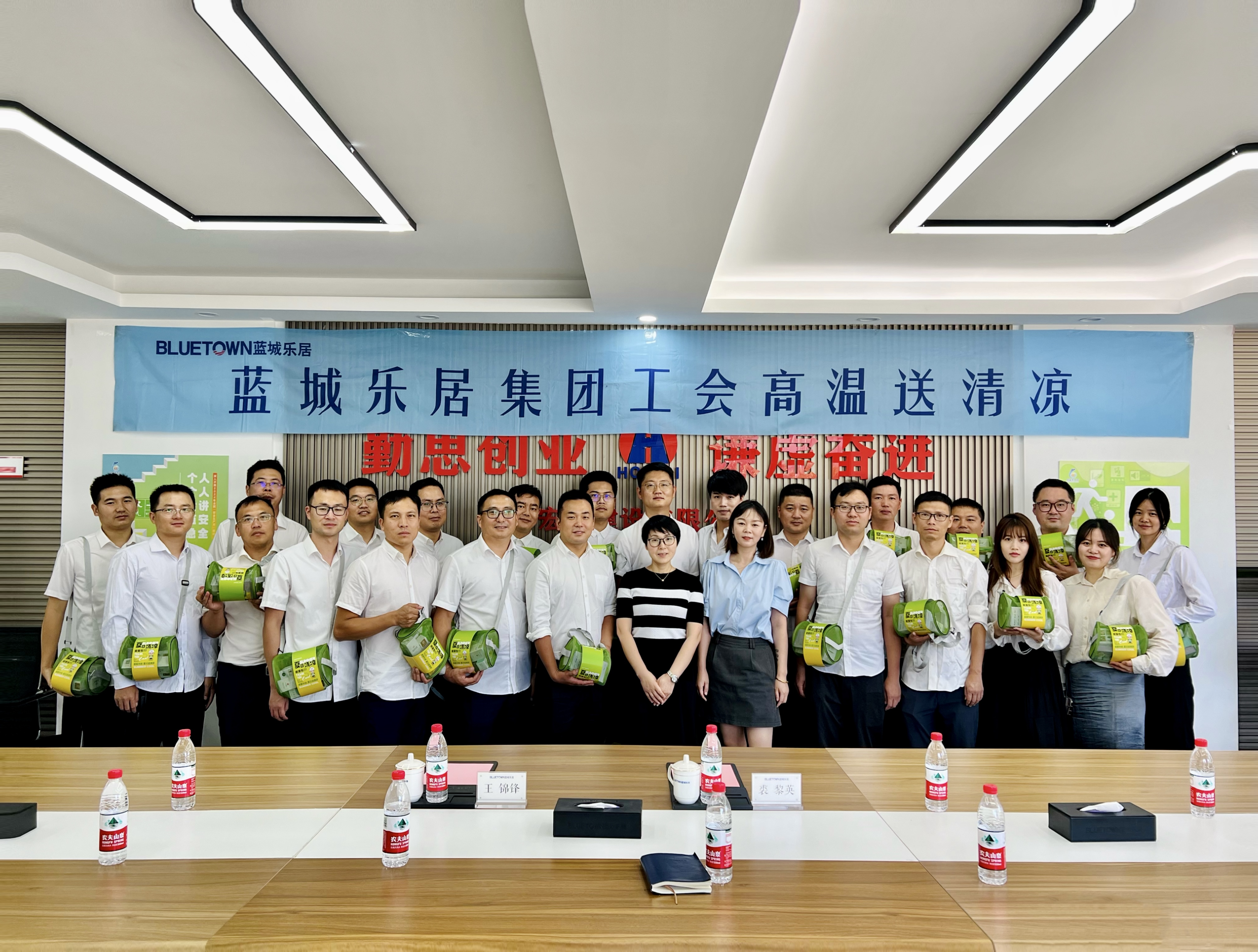 1722583738183338tUl7.jpg 浙北.jpg